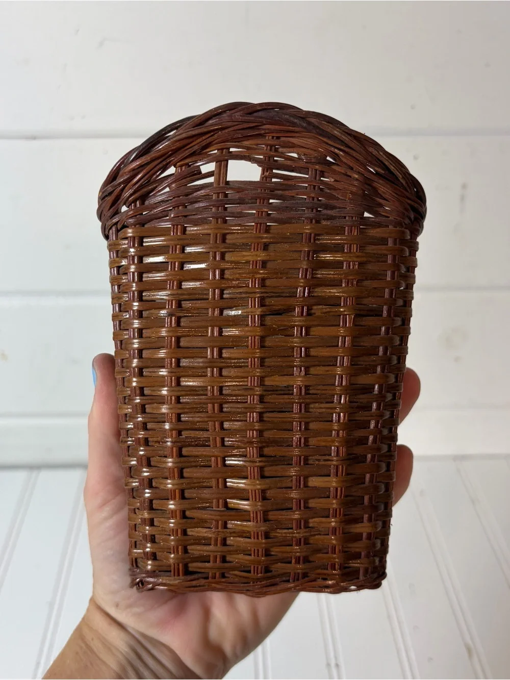 Vintage Mini Wicker Wall Pocket Basket